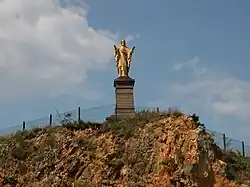 Statue du Sacré-Cœur.