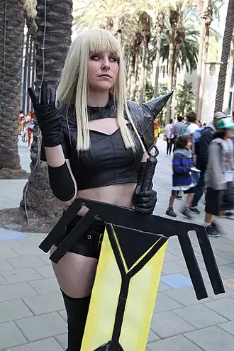 Cosplay de Magie avec son épée Soulsword.