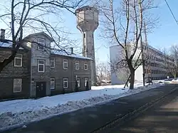 Château d'eau de l'usine Becker.