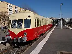 L'X 2403 en gare de Toulouse-Saint-Cyprien-Arènes le 25 février 2009.
