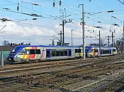 Automoteurs X 73900 en livrée Alsace.