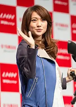 Description de l'image Yūko Ōshima at Yamaha Tricity launching event, July 1, 2014.jpg.