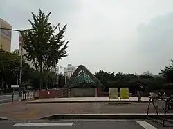 Accès n°2, en 2014.