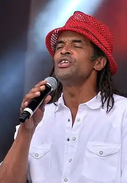 Yannick Noah a dominé le classement 11 fois , dont 9 fois consécutivement entre 2007 et 2012.