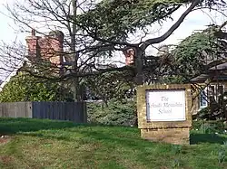 Description de l'image Yehudi Menuhin School - geograph.org.uk - 676551.jpg.