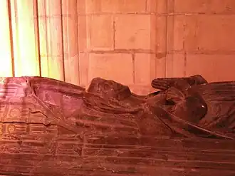 Le gisant de Yolande de Bourgogne, comtesse de Nevers.