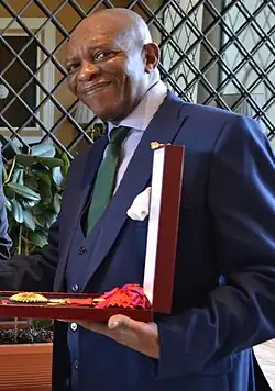 Description de l'image Yuhi VI of Rwanda (2017).jpg.