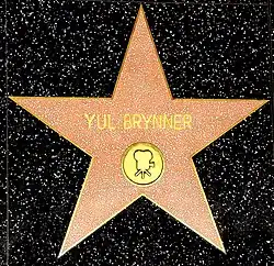 L'étoile de Yul Brynner sur le Hollywood Walk of Fame.