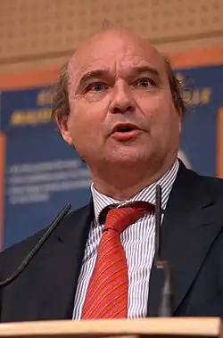 Yves Pozzo di Borgo, sénateur, conseiller de Paris, membre de l'assemblée parlementaire du conseil de l'Europe, adjoint à la mairie du 7e&nbsp;arrondissement de Paris