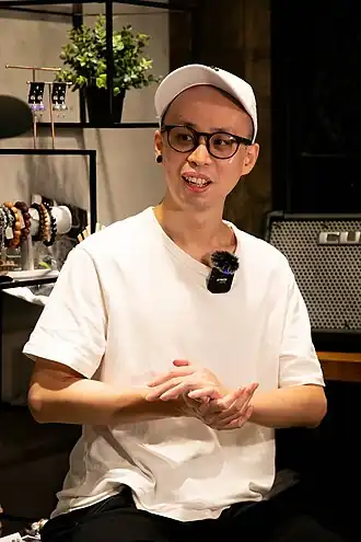 Description de cette image, également commentée ci-après