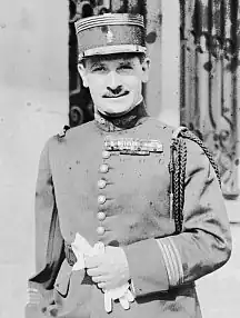 Zinovi Pechkoff, Le héros de la Légion étrangère. En Afrique du Nord, commandant 3e bataillon du 2e&nbsp;régiment étranger d'infanterie, (1940).