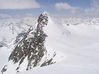 Le sommet du Zuckerhütl vu du Wilder Pfaff.