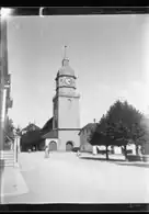 Ancienne collégiale de Saint-Imier, Suisse. Par Eugène Cattin, entre 1892 et 1913. Archives cantonales jurassiennes.