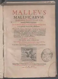 Page de titre du traité de démonologie nommé Malleus Maleficarum présentant le dieu Hermès en gravure.