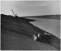 Engins américain de terrassement, issue du plan Marshall, National Archives and Records Administration.