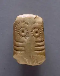 Idole cylindrique, Moncarapacho. Chalcolithique, calcaire.