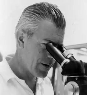 Description de l'image Alain Chabaud Parasite140018-fig1.tif.