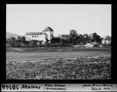 Le château en 1936, vu depuis le sud.