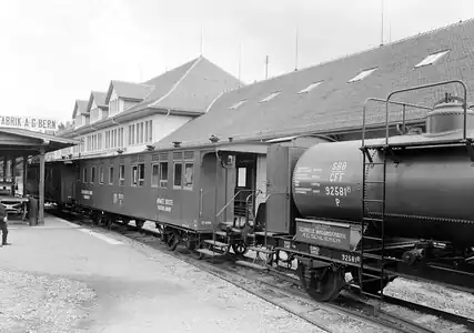 Voiture douche avec wagon citerne des CFF (1917-1918)